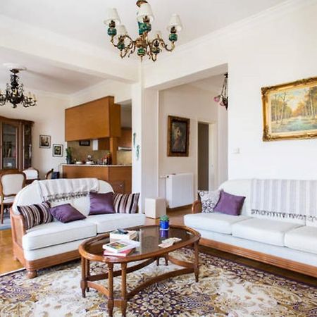 Large 3 Bedroom Apt With Terrace Αθήνα Εξωτερικό φωτογραφία