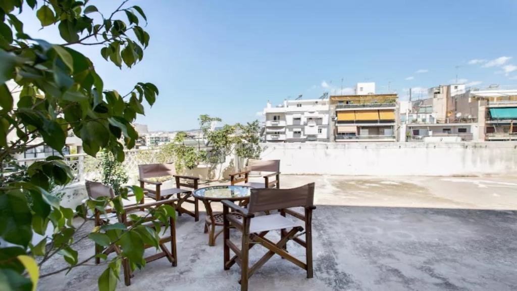 Large 3 Bedroom Apt With Terrace Αθήνα Εξωτερικό φωτογραφία