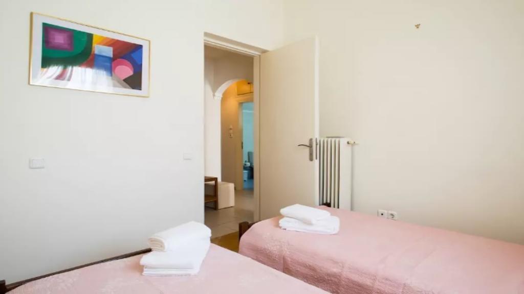 Large 3 Bedroom Apt With Terrace Αθήνα Εξωτερικό φωτογραφία