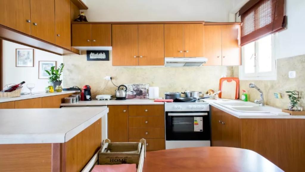 Large 3 Bedroom Apt With Terrace Αθήνα Εξωτερικό φωτογραφία