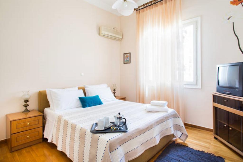 Large 3 Bedroom Apt With Terrace Αθήνα Εξωτερικό φωτογραφία