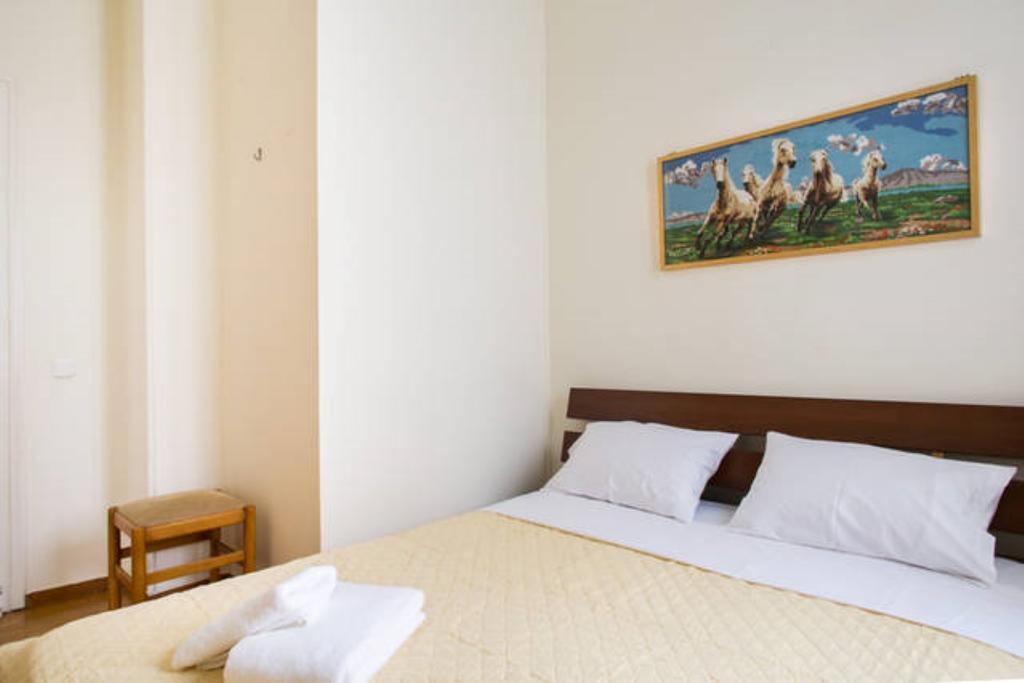 Large 3 Bedroom Apt With Terrace Αθήνα Εξωτερικό φωτογραφία
